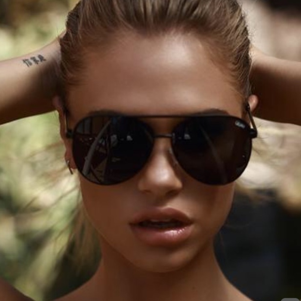 Quay Vivienne Aviator Sunglasses